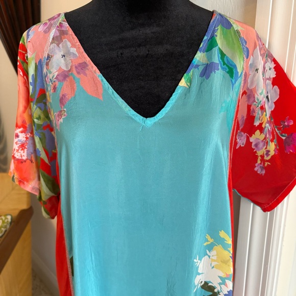 Johnny Was Red & Turquoise Floral Rayon Print Loose Shift Dress! Short Sleeve. M - Picture 4 of 12